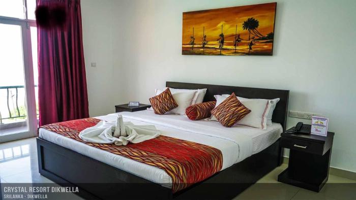 crystal resort dickwella