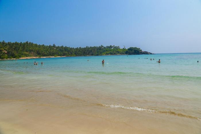 crystal resort dickwella