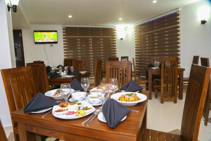 crystal resort dickwella