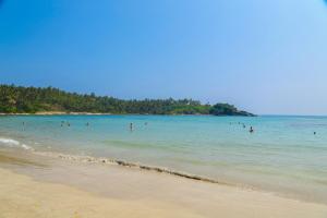 crystal resort dickwella