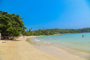 crystal resort dickwella