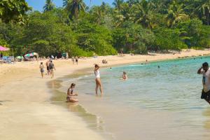 crystal resort dickwella