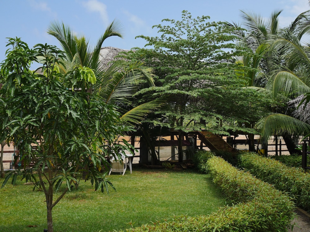 hideaway lodge