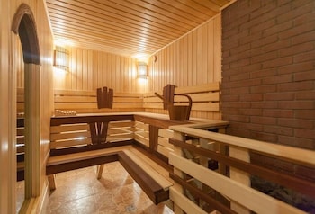 salut hotel almaty