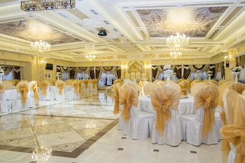 salut hotel almaty