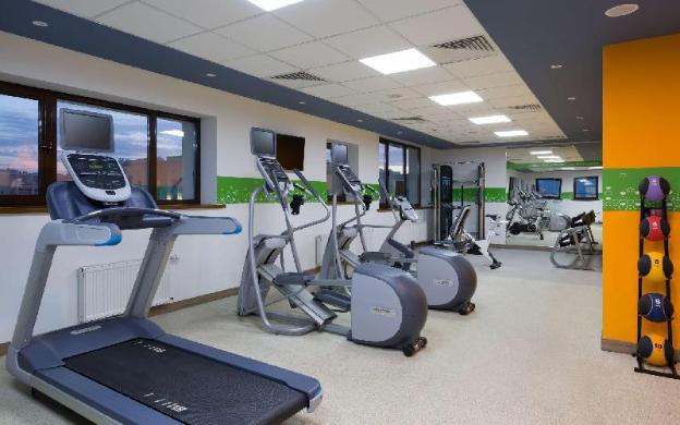 hampton by hilton astana triumphal arch