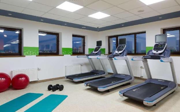 hampton by hilton astana triumphal arch