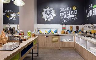 hampton by hilton astana triumphal arch