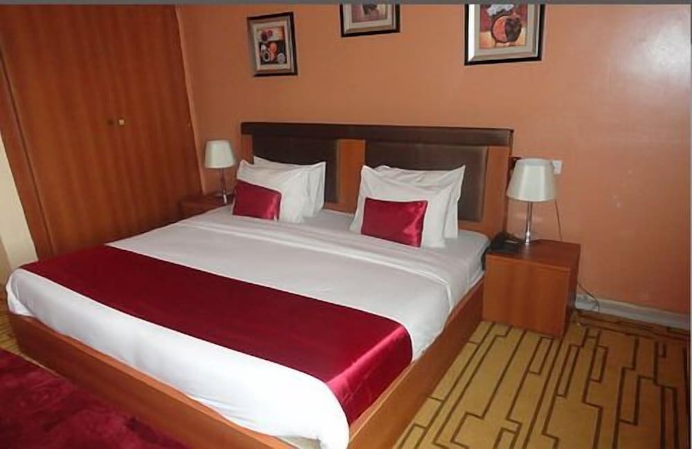 grand ibro hotel annex