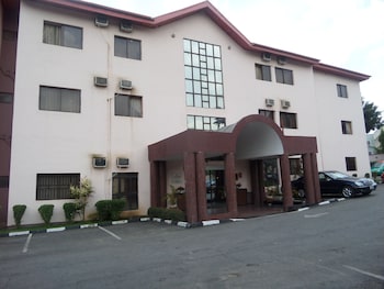 New Golden Hotel,Federal Capital Territory>>Abuja,3 star