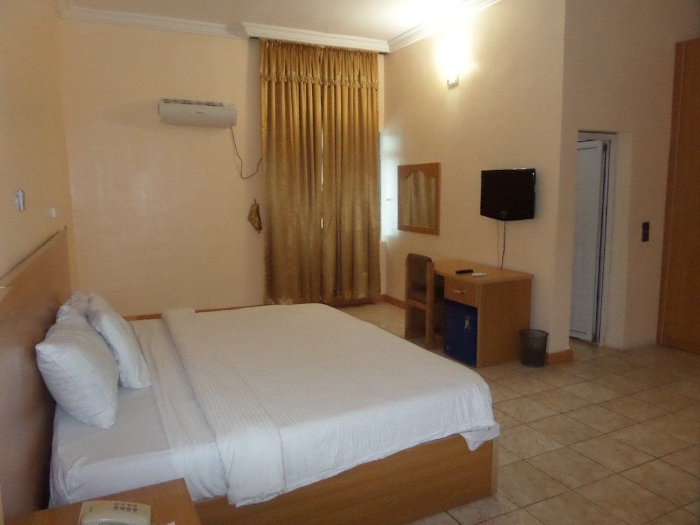 peace haven hotel