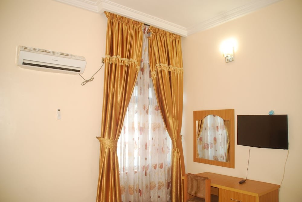 peace haven hotel