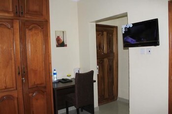 tyndale residence ltd