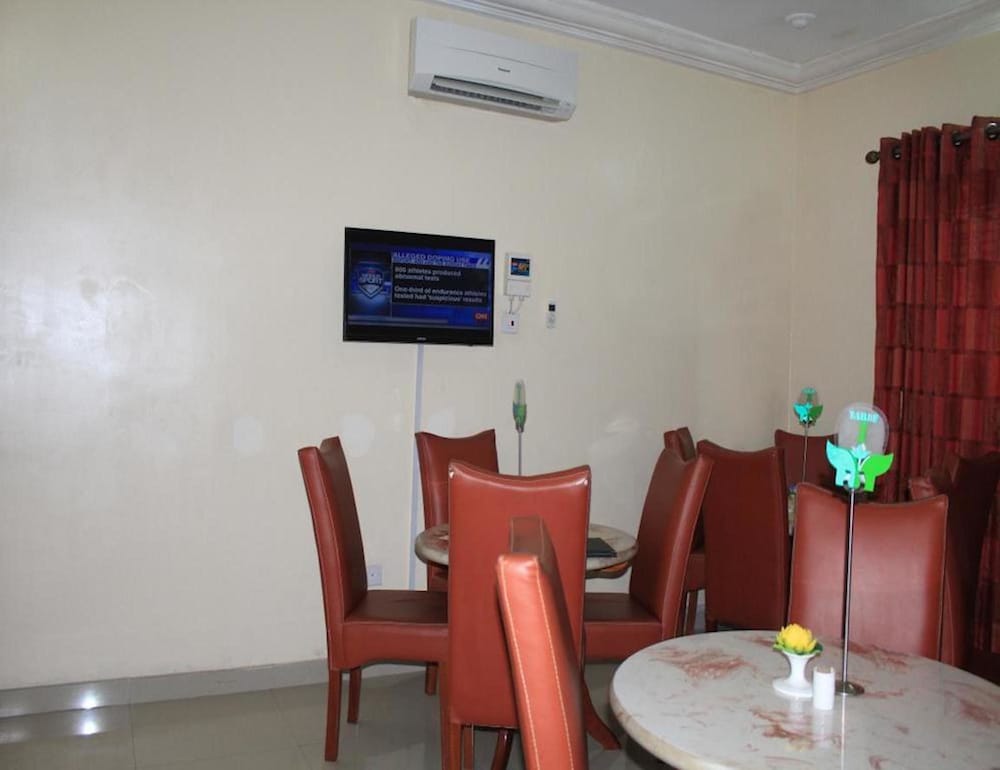 tyndale residence ltd