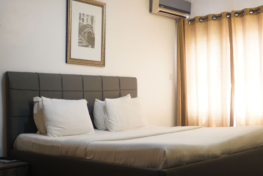 bjorne suites