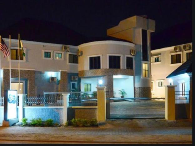 bjorne suites