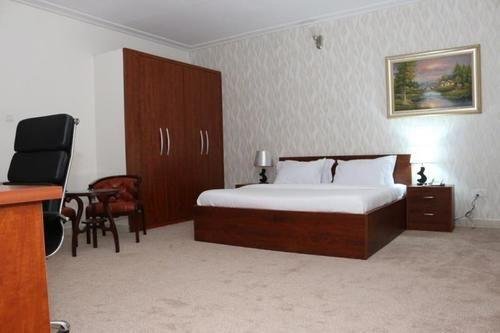 bjorne suites