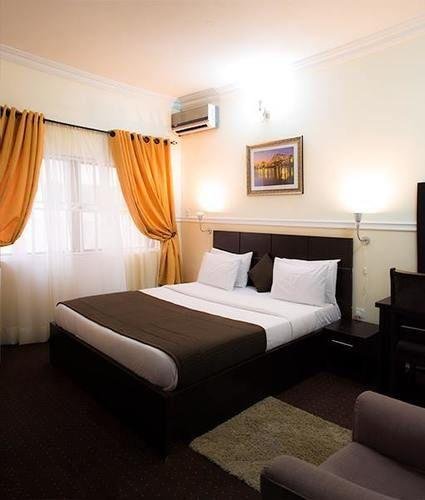 bjorne suites