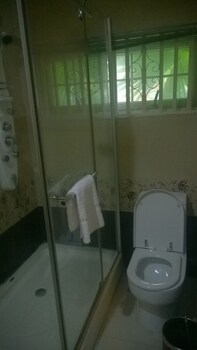 casa valleta guest house and apartments