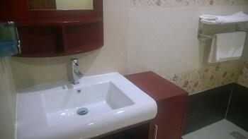 casa valleta guest house and apartments