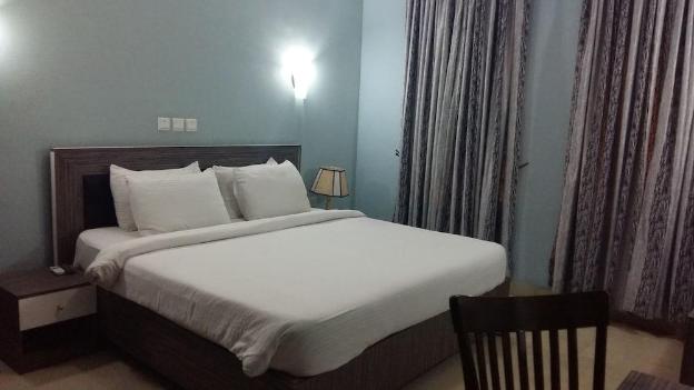 serendib hotels