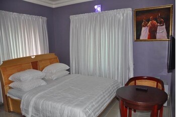 milestone hotel