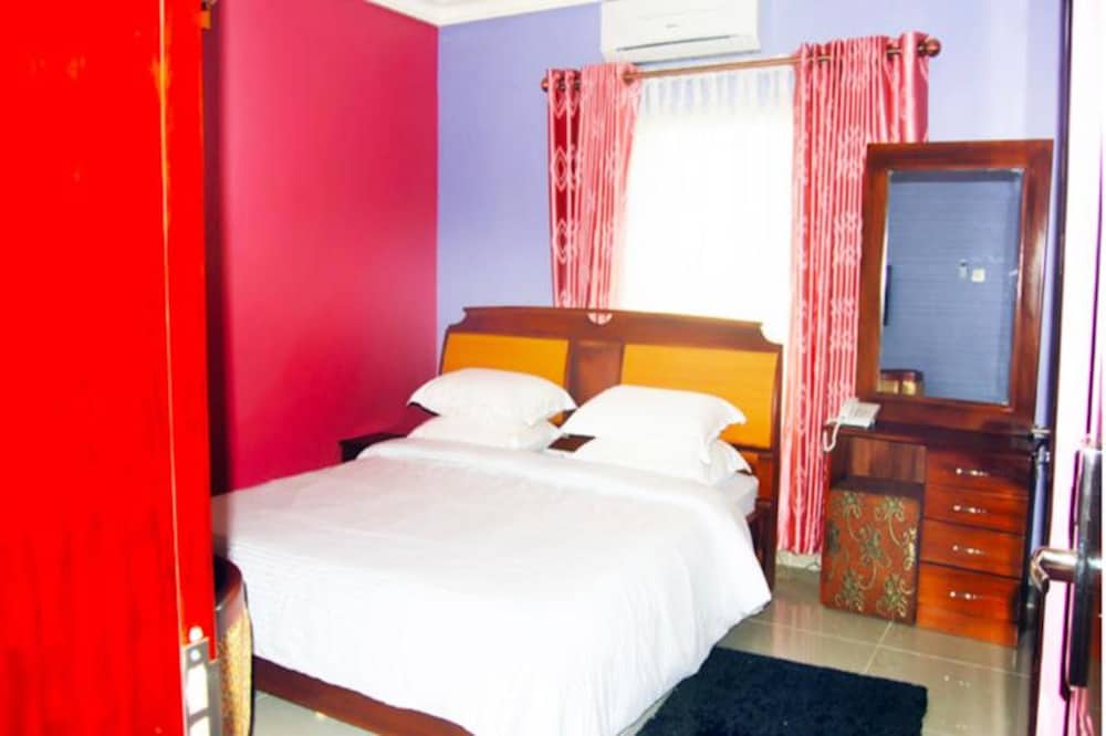 milestone hotel