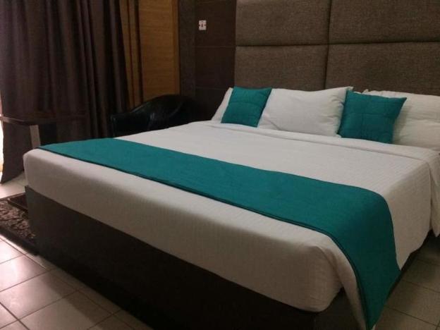 statement hotel