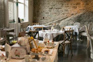 cortona resort spa