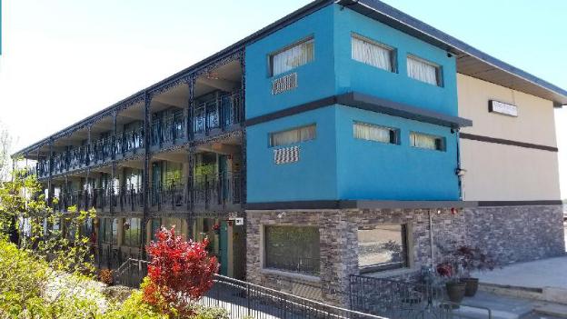 waterfront inn phl airport