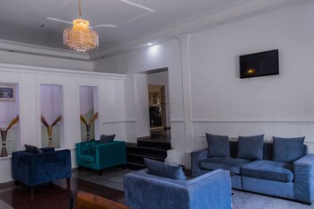 bristlecone suites and apartment