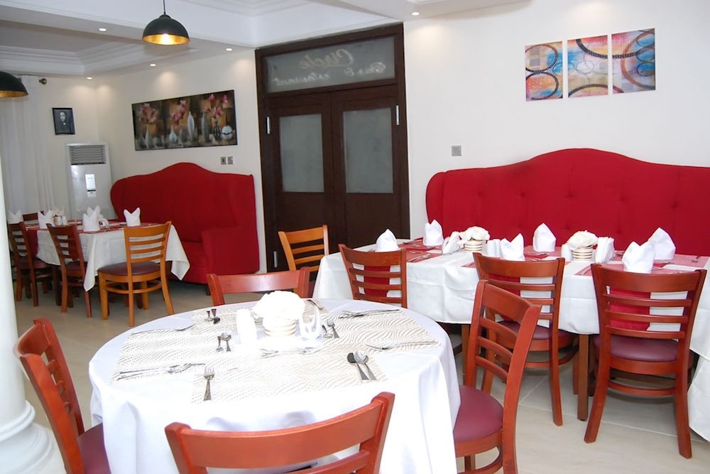 the montrose hotel lekki