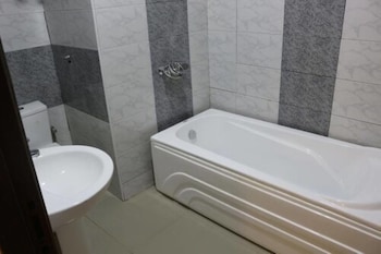 roses regency hotel and suites