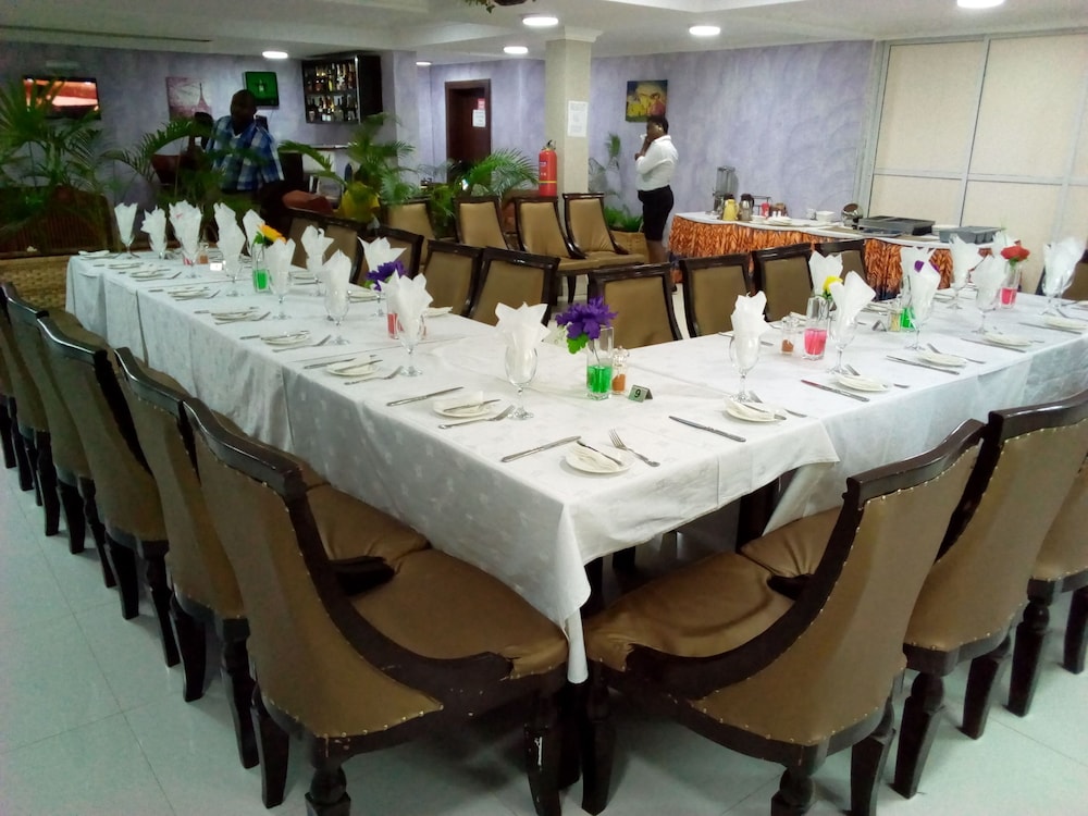 grand capital hotel
