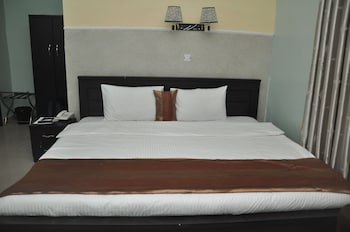 grand capital hotel