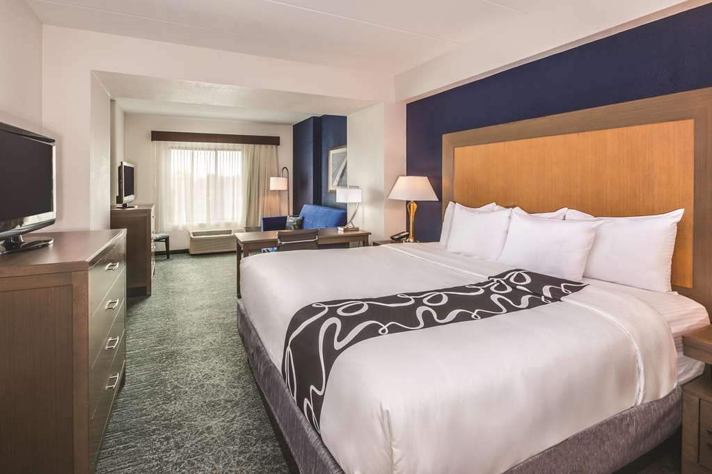 la quinta inn and suites by wyndham philadelphia airport