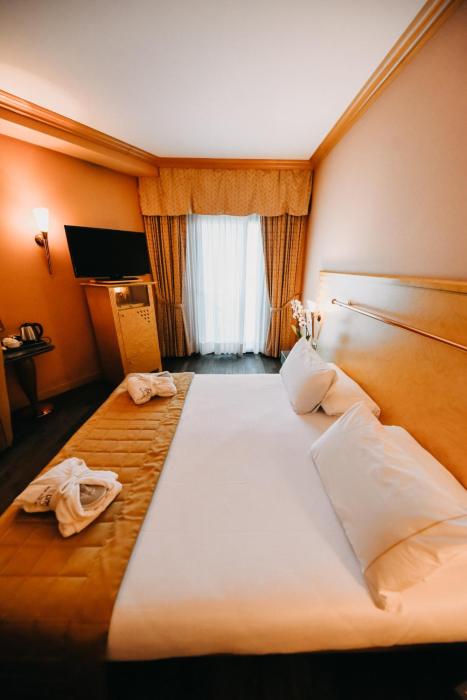 shg hotel antonella
