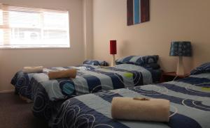 backpackers central hamilton