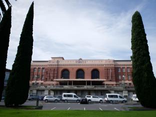 grand central serviced apartments