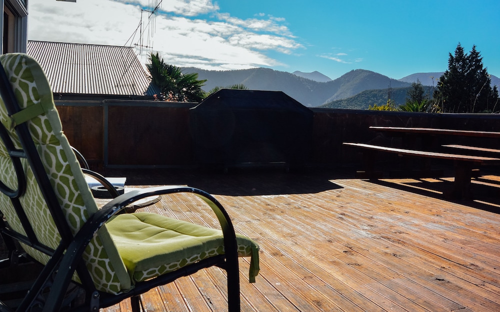 bluemoon lodge hostel