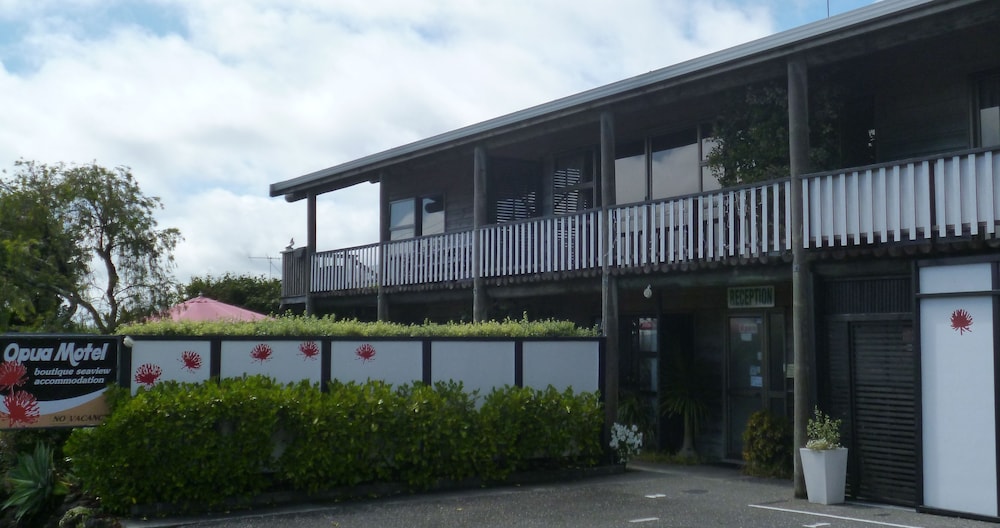 opua boutique seaview motel