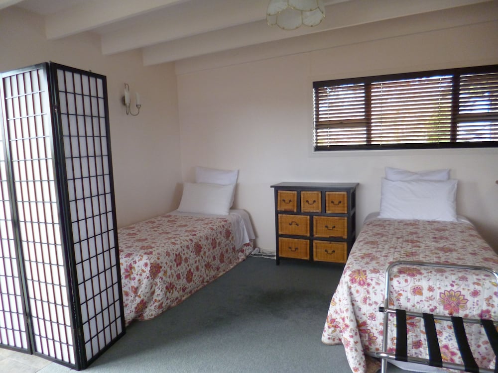 opua boutique seaview motel