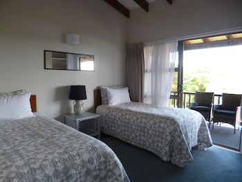 opua boutique seaview motel