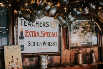 The Falkland Arms,Great Tew>>Chipping Norton,4 star