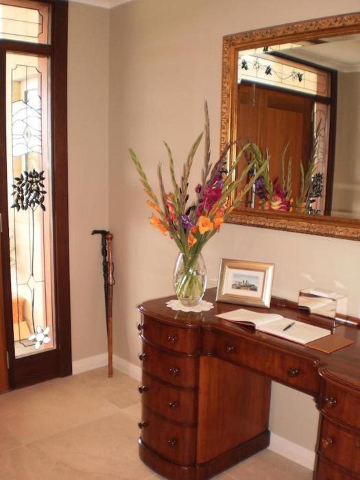 ribbonwood country house