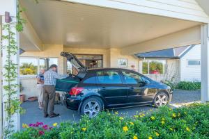 ribbonwood country house