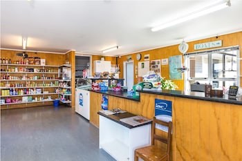 motutere bay top 10 holiday park