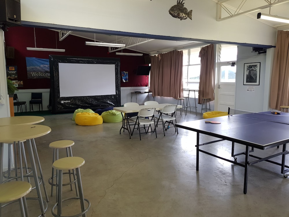 motutere bay top 10 holiday park