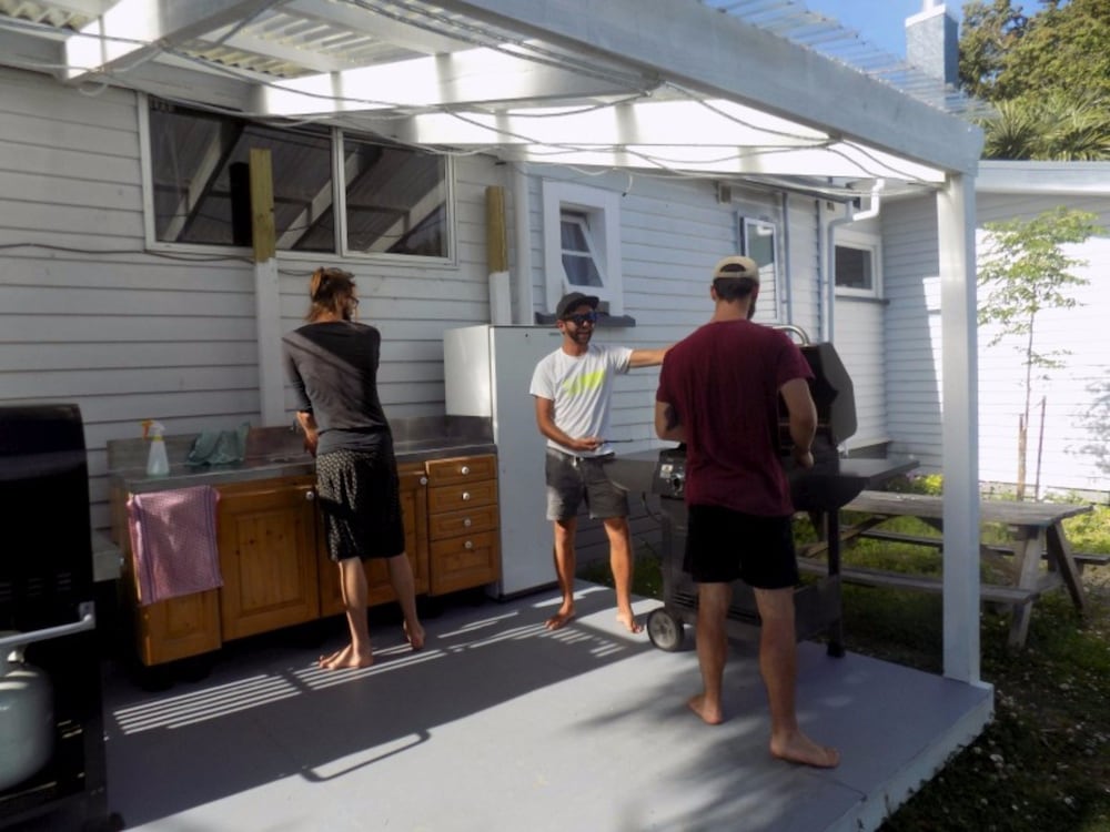 the white elephant accommodation hostel