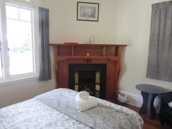 the white elephant accommodation hostel